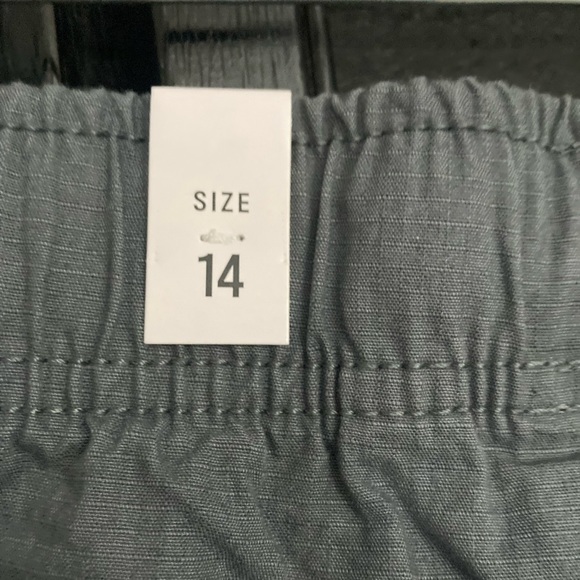 The Children's Place Gray boys Shorts Adjustable Size 14 and Adidas tshirt Sz 14 - Picture 7 of 11